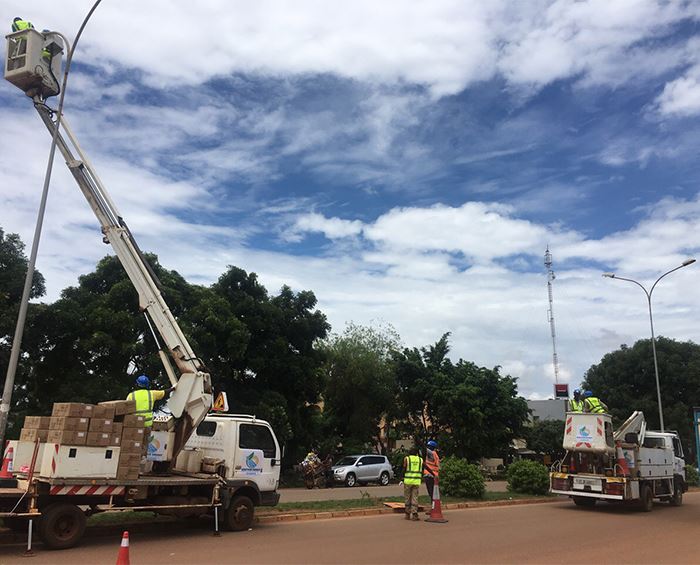 LED Mbedd yi duñu tere polusioŋ environmaa bi ci environmaa bi.